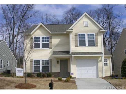 2512 Blue Moss Dr, Dallas, NC 28034-8347