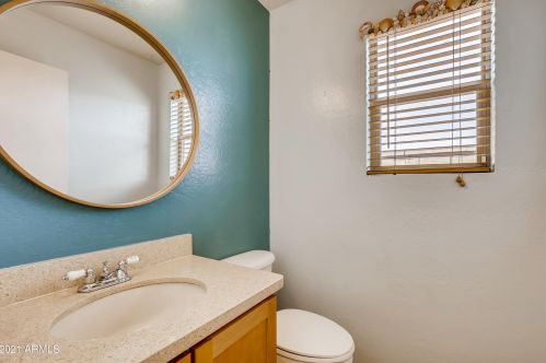 9009 6 St, Phoenix AZ 85020-3502 exterior