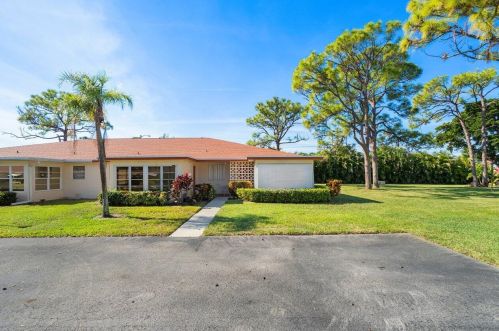 5265 3rd St, Delray Beach, FL 33445-1764