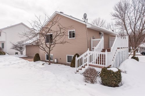 942 1st Ave, Byron, MN 55920-1411