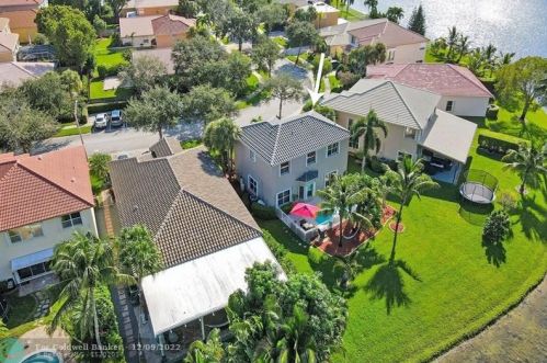 1222 168th Ave, Hollywood FL  33028-1910 exterior