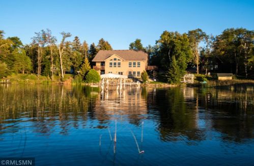 322 Point Rd, Backus, MN 56435-2201