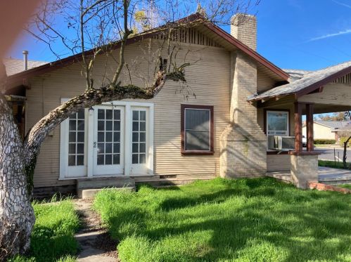 3342 Topeka St, Riverbank, CA 95367-2330