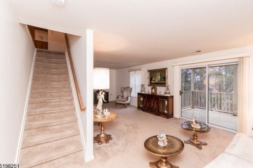 92 Canada Goose Dr, Hackettstown NJ  07840-3135 exterior