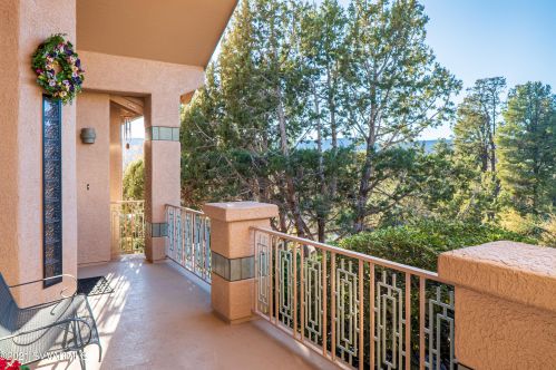 460 Concho Dr, Sedona AZ 86351-7955 exterior