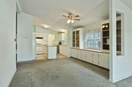 6 Whispering Way, Lodi CA  95242-9563 exterior