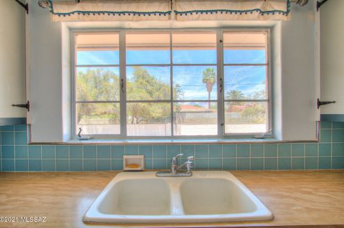 3431 4th St, Tucson AZ  85716-4619 exterior