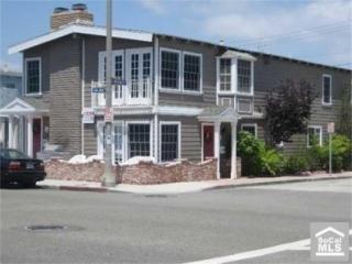 218 Balboa Blvd, Newport Beach CA  92661-1220 exterior