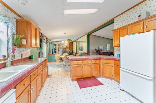 172 Sherwood Dr, Verona PA  15147-3318 exterior