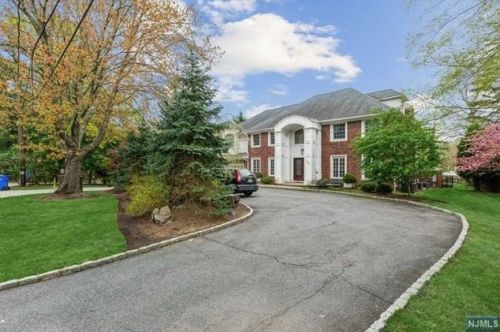 306 Hutchinson Rd, Englewood, NJ 07631-4408