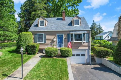 63 Willow Ave, New Rochelle, NY 10803-1019