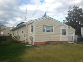 380 Soundview Ave, Bridgeport, CT 06606-2529