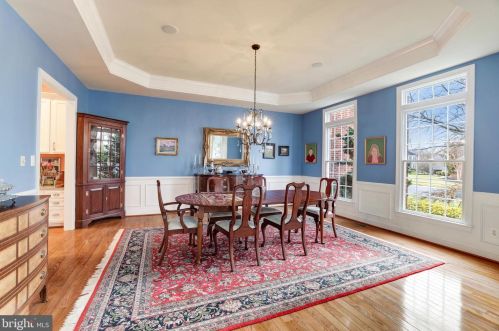 19058 Boyer Fields Pl, Leesburg VA 20176-1643 exterior