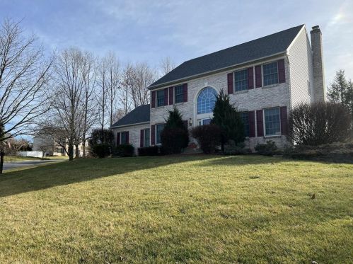2250 Barry Ct, Easton, PA 18040-8056