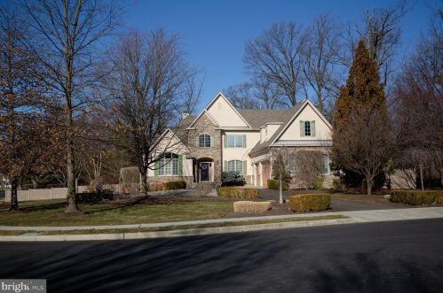 108 Gift Cir, Prospectville PA 19002-2732 exterior