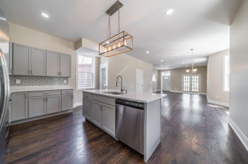 208 Berry St, Newport, KY 41074-1032