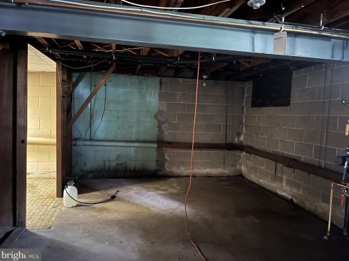 103 Meadowood Dr, Lansdale PA 19446-1610 exterior