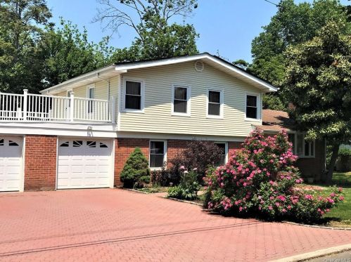 40 Balmoral Cres, White Plains, NY 10607-2202