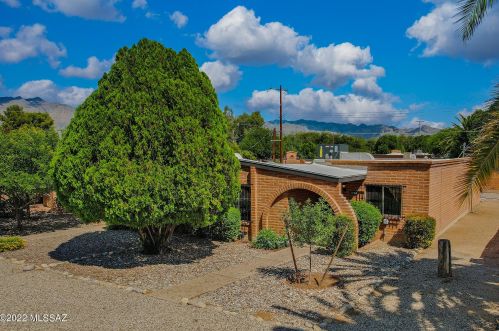 3164 Vista Del Forte Dr, Tucson, AZ 85712-1125
