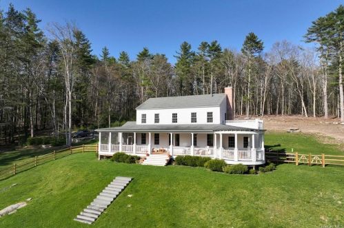 300 Tuthill Rd, Barryville NY  12719-3608 exterior