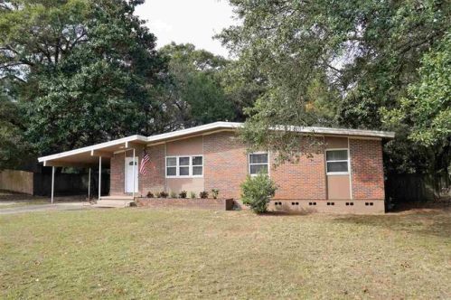 850 Chadwick St, Pensacola, FL 32503-2422