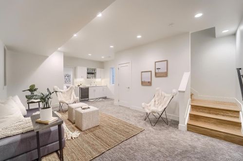 1241 Jackson St, Denver CO 80210-6616 exterior