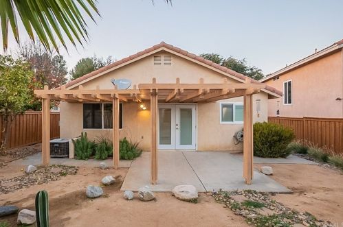 32066 Calle Novelda, Temecula CA 92592-3760 exterior