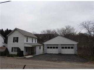 209 Gray Ave, Cabot, PA 16023-9405