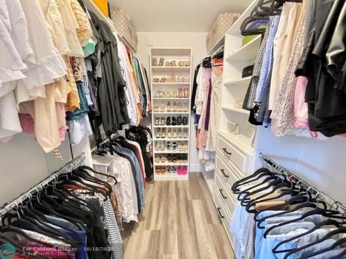 1630 118th Ter, Hollywood FL  33026-2546 exterior