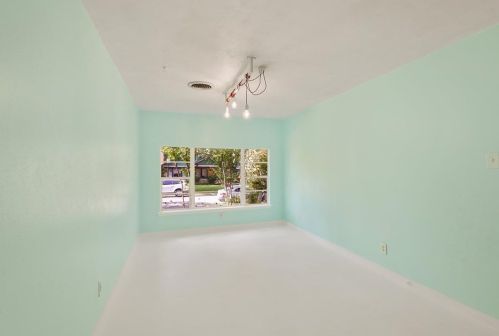 2121 Weatherbee St, Fort Worth TX  76110-1245 exterior