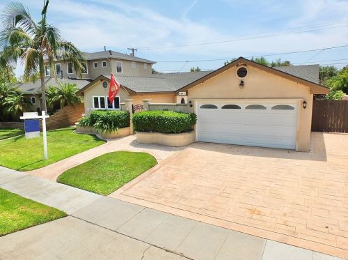 6444 Wardlow Rd, Long Beach, CA 90808-4114