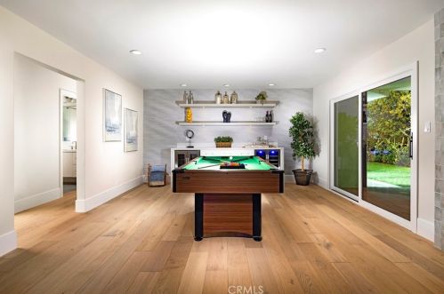 635 Oak Crest Dr, Sierra Madre CA  91024-1130 exterior
