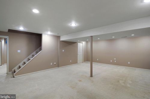 748 Staghorn Dr, New Castle DE  19720-7652 exterior