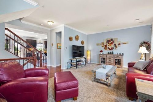 403 Maple Ridge Dr, Canonsburg PA  15317-7306 exterior