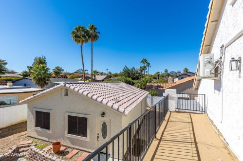 17149 El Pueblo Blvd, Scottsdale AZ  85268-2628 exterior