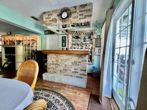 8601 10 St, Hollywood FL 33025-3357 exterior