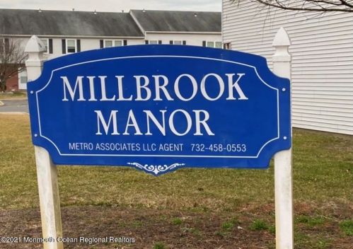 79 Creek Rd, Bricktown, NJ 08724-3308