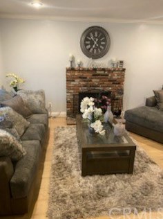 19429 Pricetown Ave, Long Beach CA  90746-2679 exterior