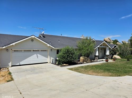 41577 Rolling Hills Dr, Aguanga, CA 92536-9053