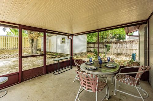 24100 Turtlerock Ct, Lutz FL  33559-6728 exterior