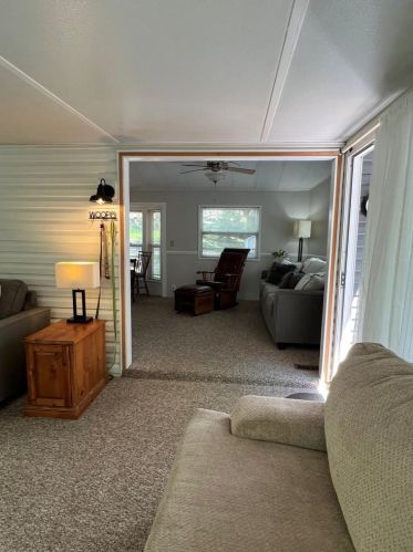 539 Glendale Dr, Edgerton WI  exterior