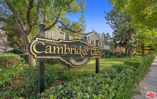 6630 Clybourn Ave, North Hollywood, CA 91606-5203
