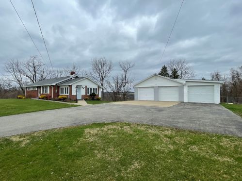 2787 Route 136, Eighty Four, PA 15330-2704