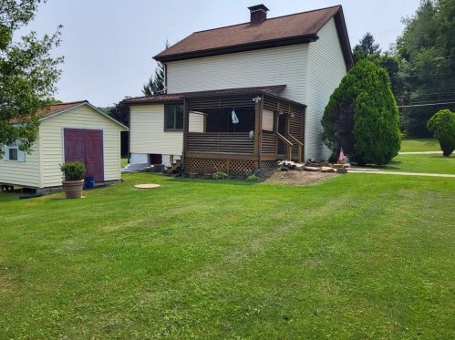311 State Route 31, Ruffs Dale, PA 15679-1470