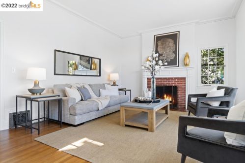 35 Craig Ave, Oakland CA  94611-3701 exterior