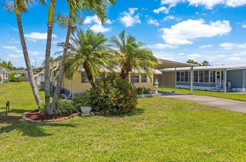 26080 Kings Rd, Bonita Springs FL  34135-6558 exterior