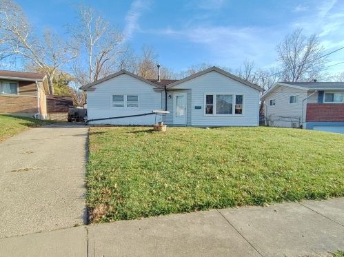 8292 Haskell Dr, Cincinnati, OH 45239-4210
