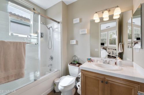 2163 Silverstar St, Simi Valley CA  93065-0591 exterior