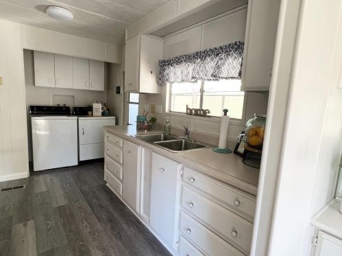 77158 Lauppe Ln, Citrus Heights CA  95621-2010 exterior