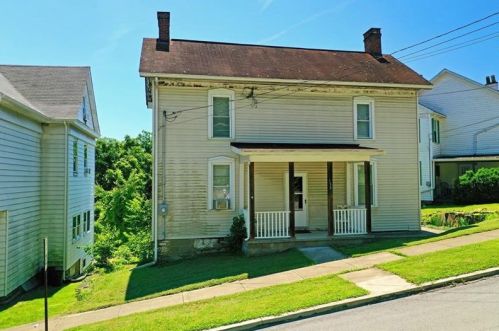 133 Spring St, Coal Center, PA 15423-1173